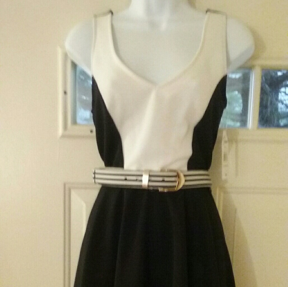 Juniors Dress